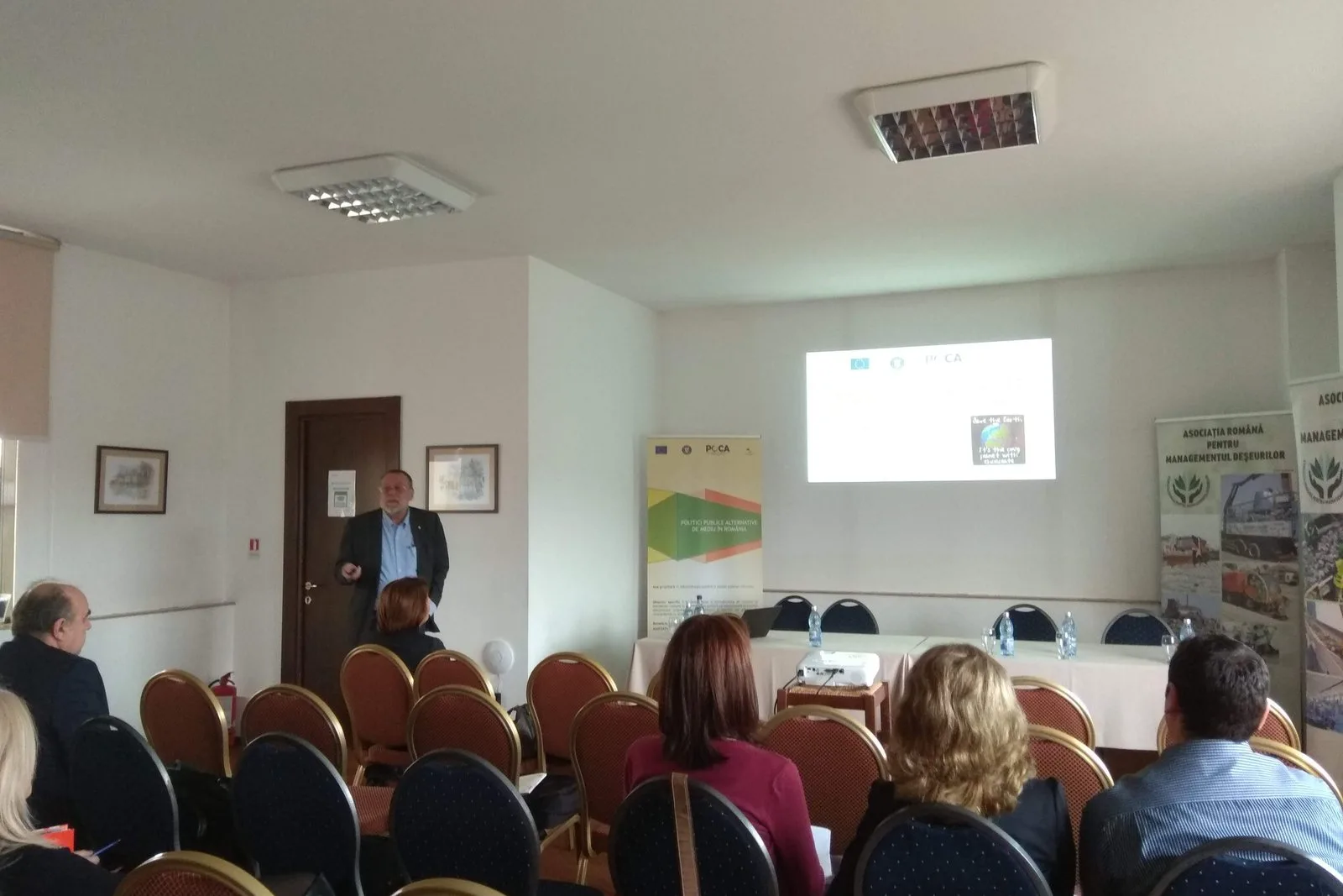 Sala dezbaterii „Colectarea separată, pilon al economiei circulare”, 26 noiembrie 2018