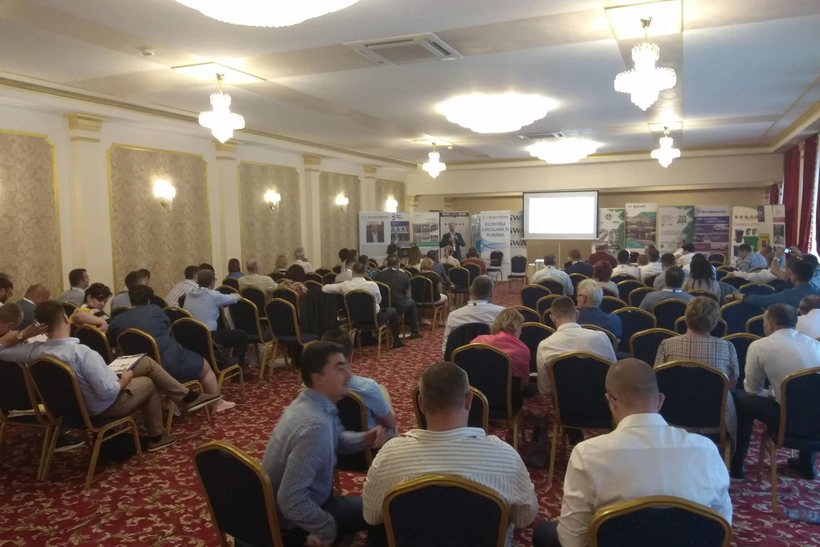Sesiune de lucru la Conferința Internațională A.R.M.D. – ISWA, ediția a IX-a, Mamaia, 19–21 iunie 2019