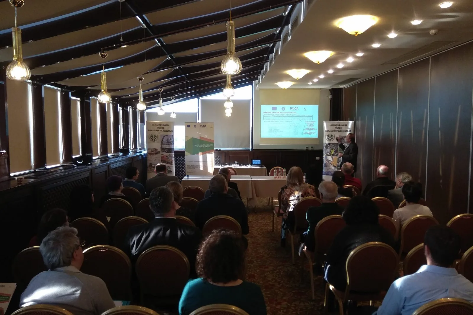 Sala dezbaterii publice din 17 ianuarie 2019, parte a proiectului POCA
