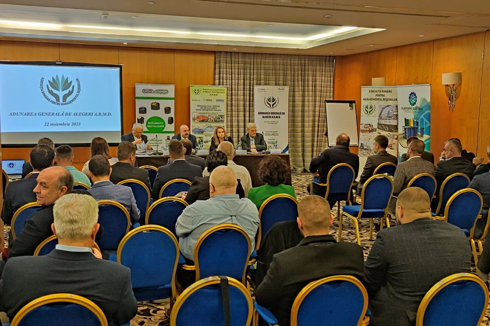 Prezidiul și sala Adunării Generale de Alegeri a A.R.M.D., 22 noiembrie 2023