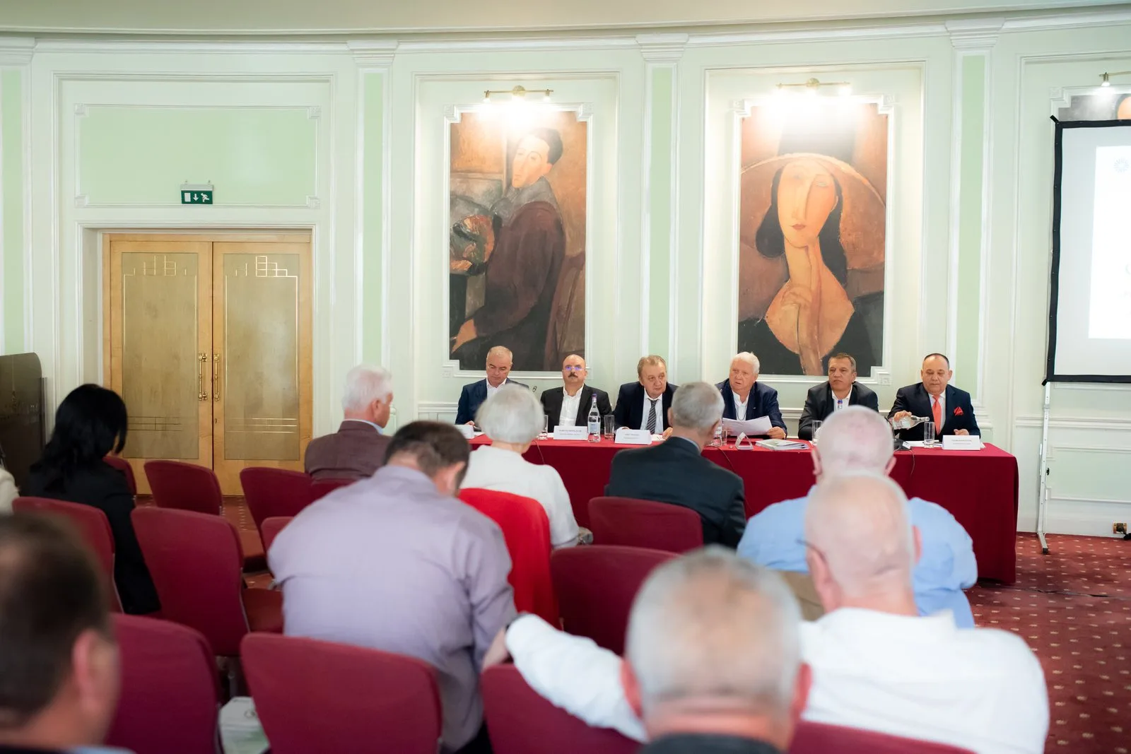 Participanți la Conferința Națională A.R.S.M.D. din 10 octombrie 2024